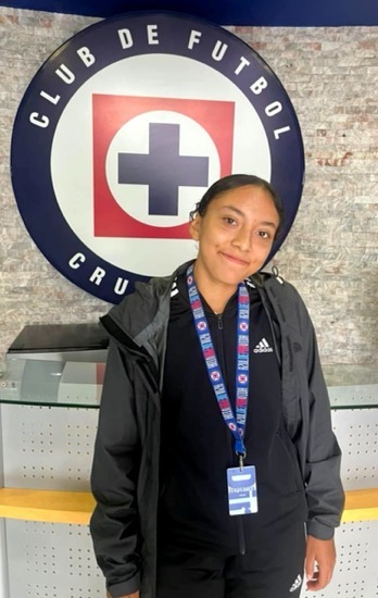 futbolista-alina-gambetita-.jpg futbolista-alina-gambetita-.jpg