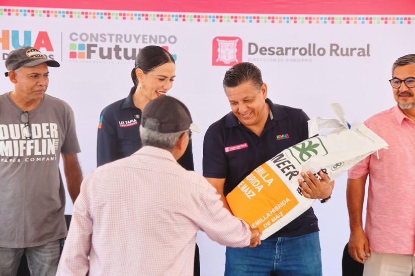 tianguis-agricola-zihuatanejo-2025.jpeg