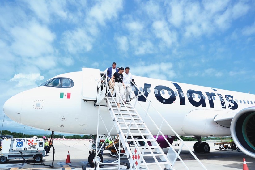 inaguracion-liz-tapia-veulo-volaris-zihuatanejo-2025-.jpeg