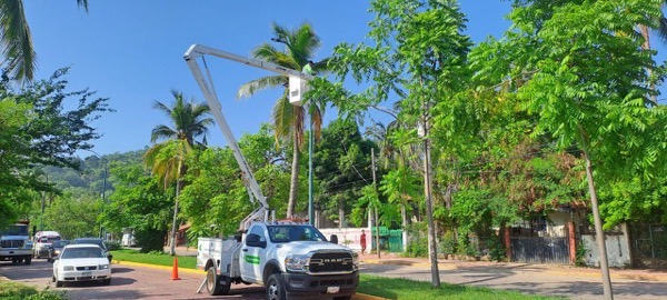 Mejoramiento-urbano-mantenimiento-zihuatanejo.jpeg