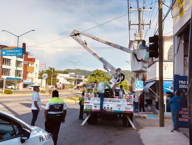 mantenimiento-semaforos-zihuatanejo-2025-gob-agost.jpeg