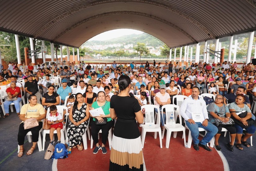 apoyo-escuelas-liz-tapia-2025-gob-sept-.jpeg apoyo-escuelas-liz-tapia-2025-gob-sept-.jpeg