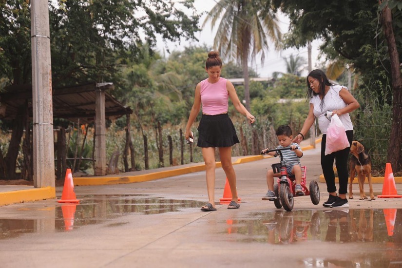 calle-los-almendros-zihuatanejo-2025-gob-zih-.jpeg