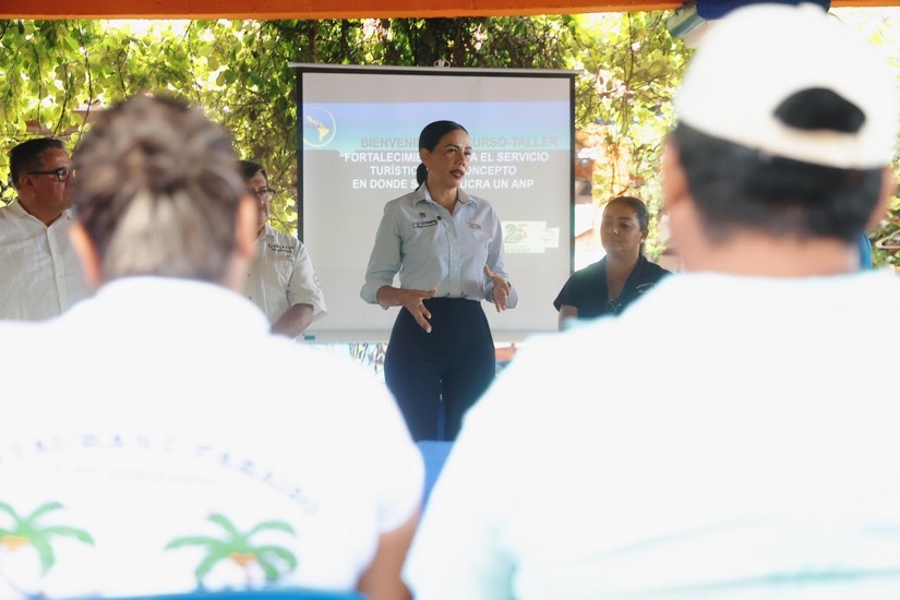 capacitacion-turistica-prestadores-servicios-la-isla-.jpeg