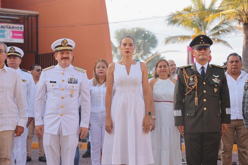 desfile-civico-Independencia-2025-zihuatanejo.jpeg