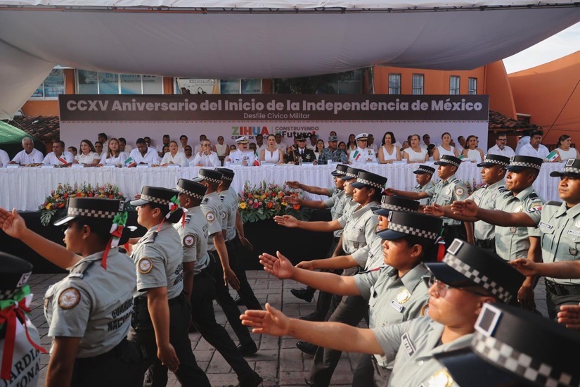 desfile-civico-Independencia-2025-zihuatanejo.jpeg