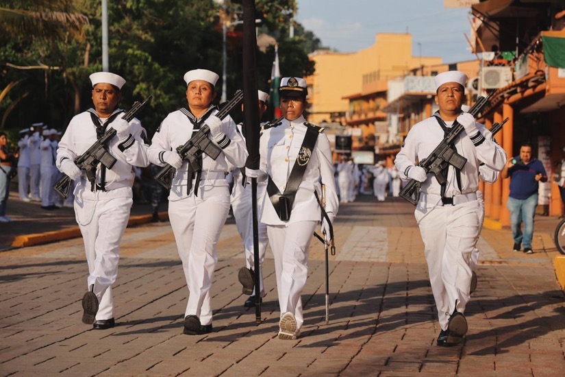 desfile-civico-Independencia-2025-zihuatanejo.jpeg