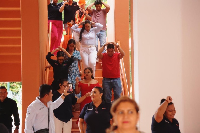 simulacro-nacional-zihuatanejo-2025-gob-.jpeg