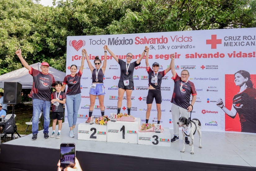 todo-mexico-salvado-vidas-zihuatanejo-2025-cruz-roja.jpeg