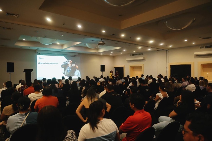 turismo-de-romance-ixtapa-zihuatanejo-2025-conferencia.jpeg