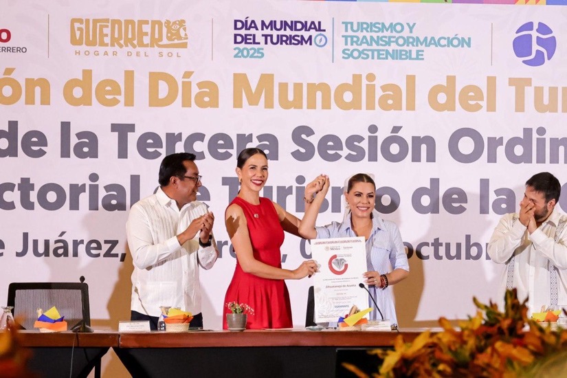 distintivo-diamante-zihuatanejo-pueblo-magico-2025-.jpeg