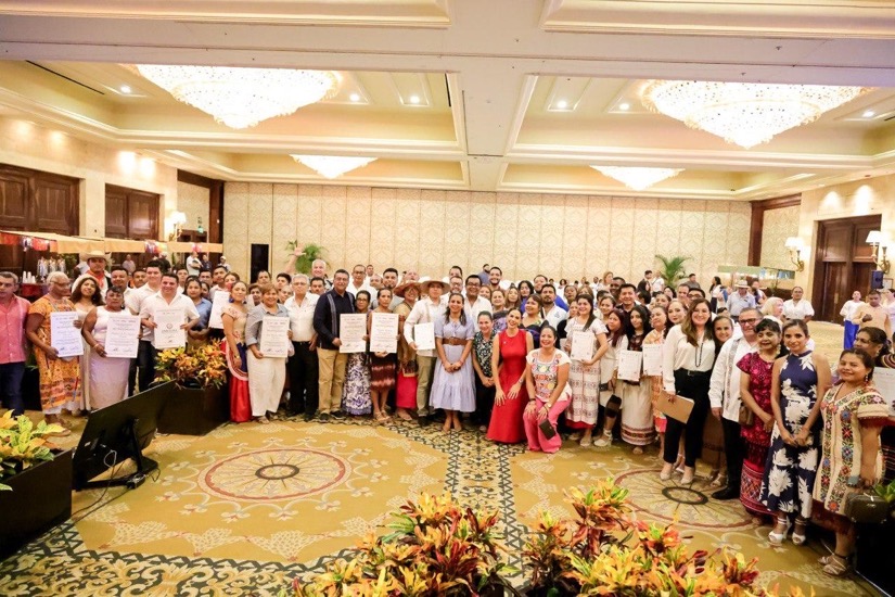 distintivo-diamante-zihuatanejo-pueblo-magico-2025-.jpeg