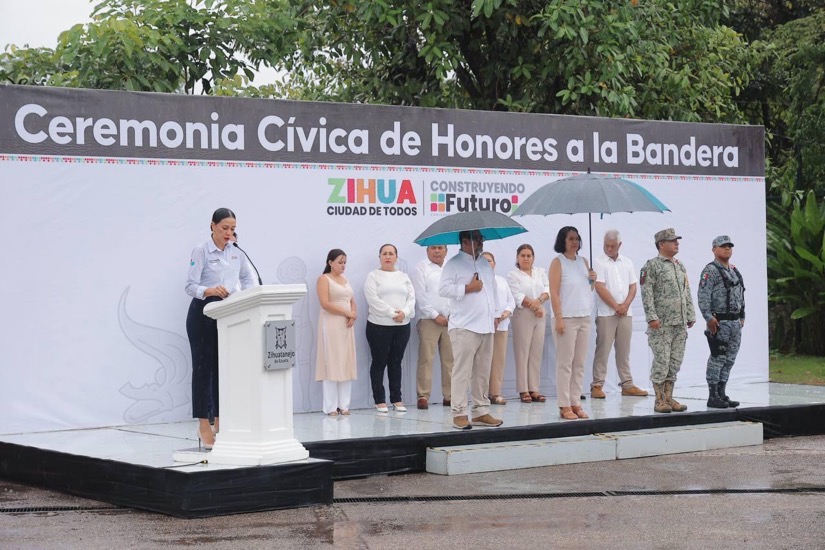 honores-bandera-octubre-zihuatanejo-2025-gob.jpeg