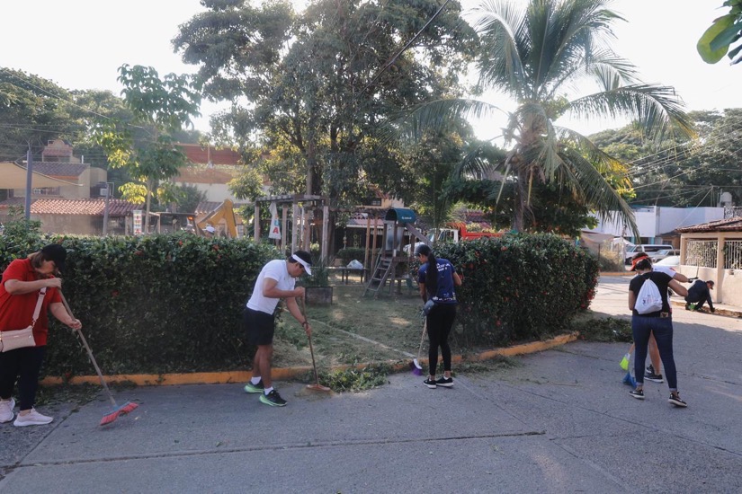 campania-limpieza-la-puerta-zihuatanejo-2025-.jpeg