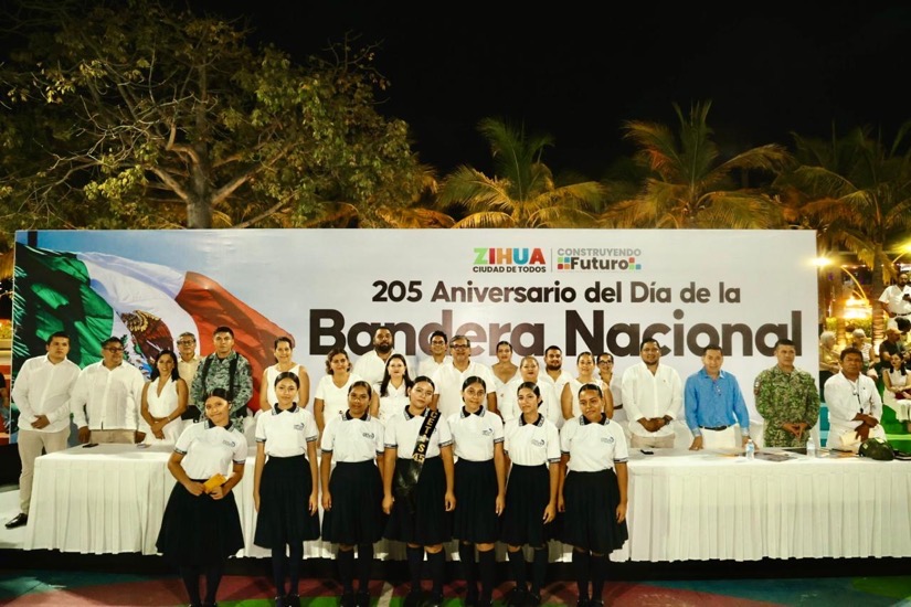 205-aniversario-bandera-mex-zihuatanejo-.jpeg