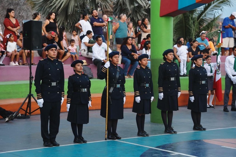 205-aniversario-bandera-mex-zihuatanejo-.jpeg