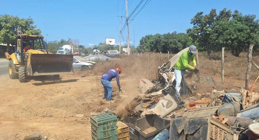 limpieza-carreteras-servicios-publicos-feb-2026-zihuatanejo-gob-.jpeg limpieza-carreteras-servicios-publicos-feb-2026-zihuatanejo-gob-.jpeg