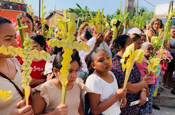domingo-de-ramos-zihuatanejo-2026-.jpeg