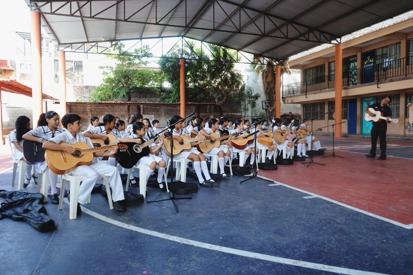 curso-guitarra-zihuatanejo-gob-2026-primaria-vicente-guerrero.jpeg