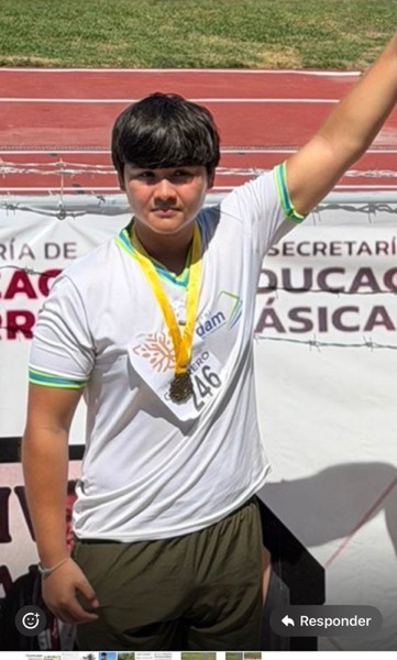 Máxim-Christophe-Charest-Martinez-zihuatanejo.jpg