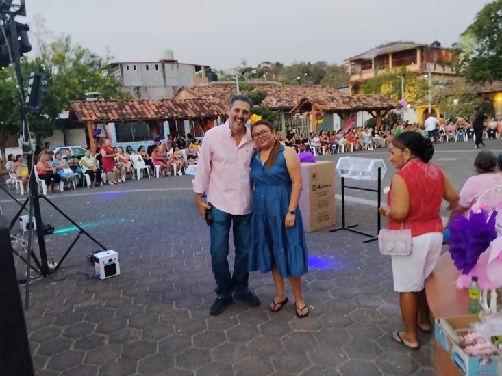 festejo-mamas-agua-de-correa-zihuatanejo-2026.jpeg