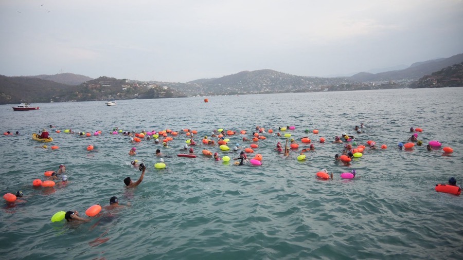cruce-bahia-zihuatanejo-2026-.jpeg cruce-bahia-zihuatanejo-2026-.jpeg