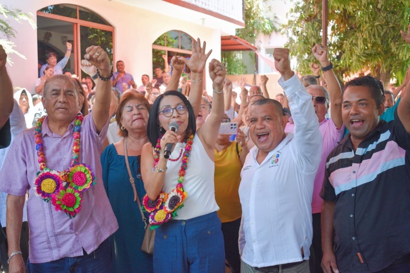 esthela-transportistas-lideres-acapulco-2026-.jpeg