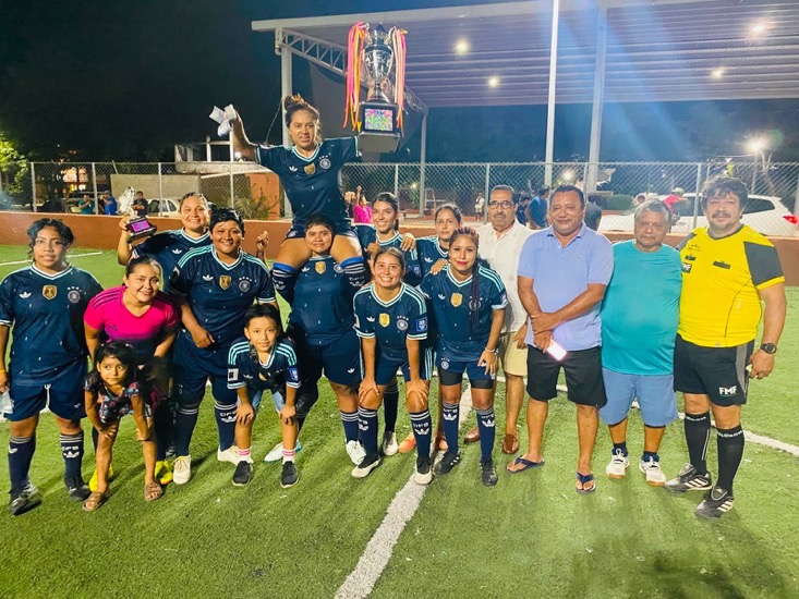 real-estate-campeon-futbol-coacoyul-2026-jun.jpeg