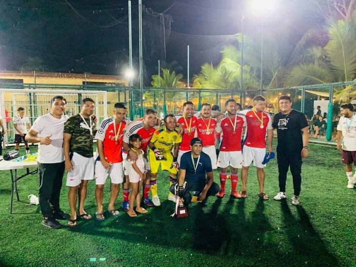 vivan-las-pizzas-noruegos-campeones-zihuatanejo-2026-.jpeg