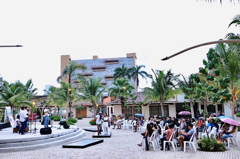 fandango-costenio-2026-plaza-comercial-ixtapa-.jpeg fandango-costenio-2026-plaza-comercial-ixtapa-.jpeg
