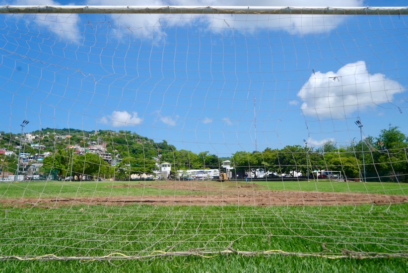 mantenimiento-campo-futbol-unidad-depotiva-2026-.jpeg