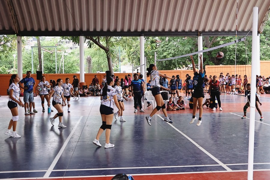 Jugadoras disputan un punto durante los partidos de la Copa Linces 2026.