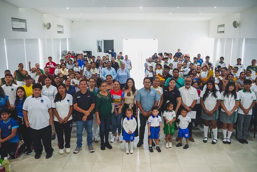gobierno-premia-escuelas-proteccion-tortugas-marinas-zih-2026.jpeg